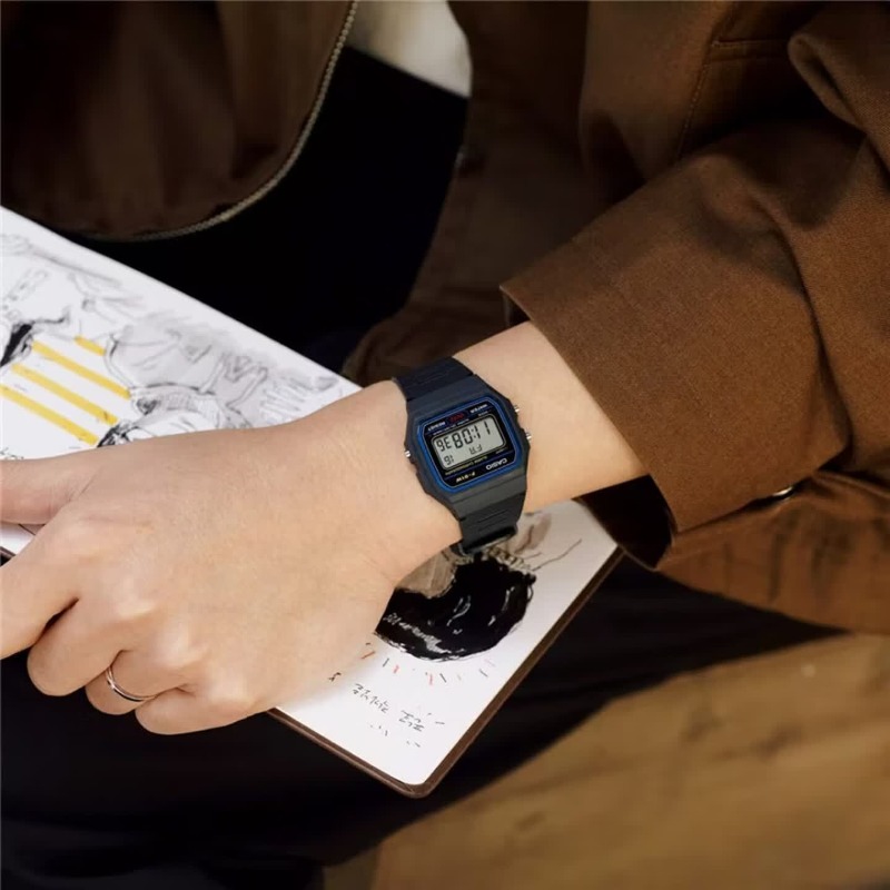 Casio F-91W-1 Orologio da Pols - Watch Display Pillow recensione e prezzo